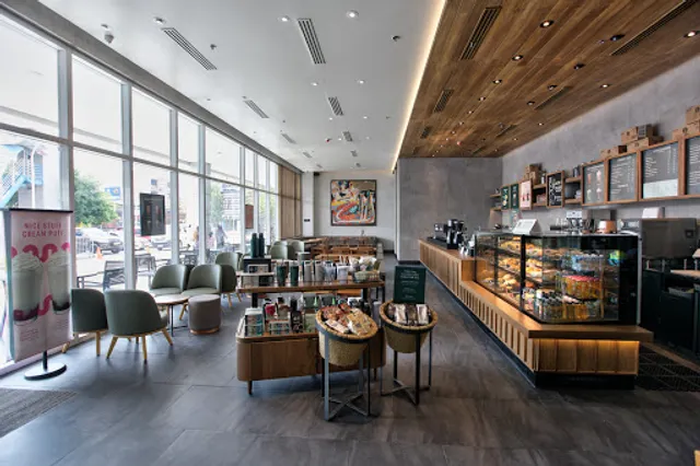 Starbucks SM Center Muntinlupa