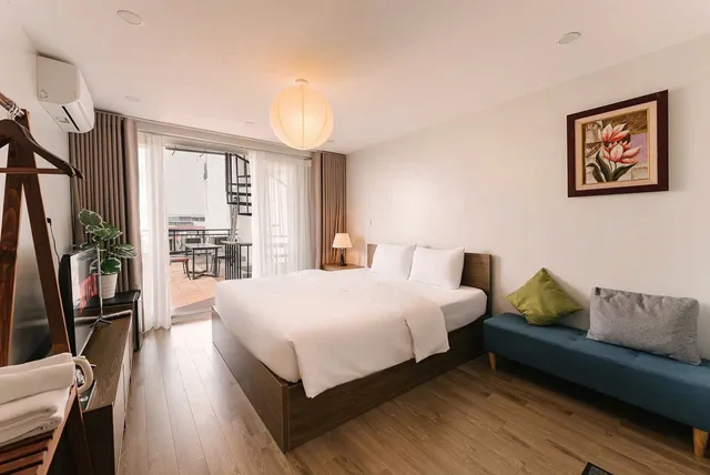 Flaxur Apartel by Antique