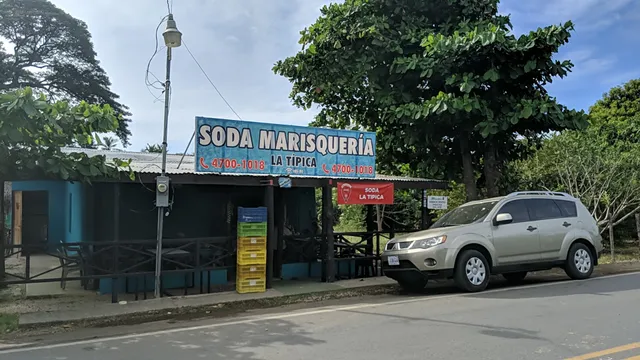 Soda Marisquería La Tipica