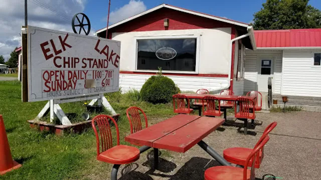 Elk Lake Chip Stand