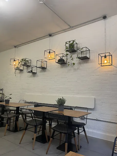 Double Knot - Islington