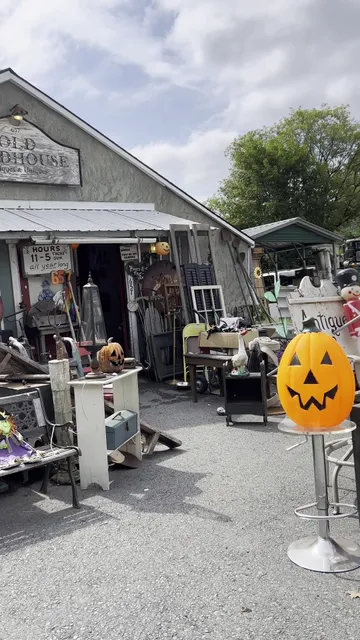 The Old Sandhouse Antiques & Uniques