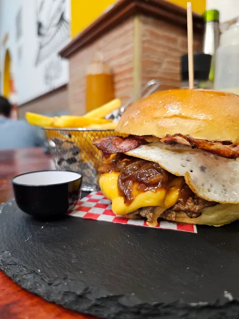 A' Capela Pizzería & Burger