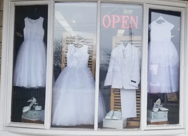 Laurie's Childrens Wear