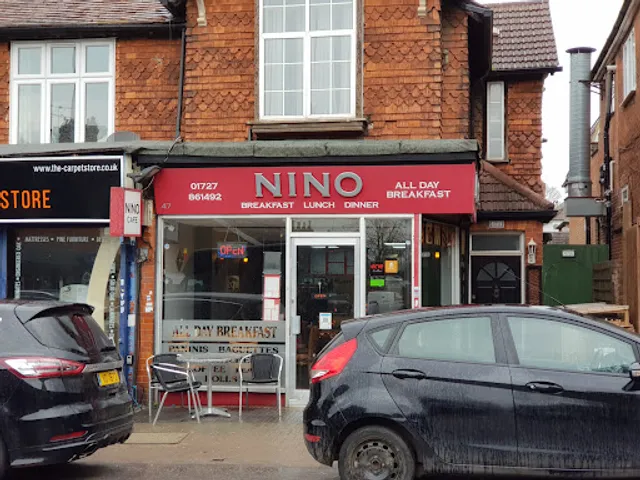 Nino cafe