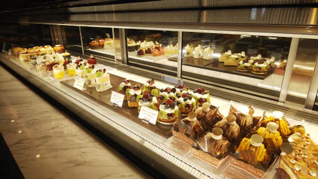 パティスリーシュシュ 本店