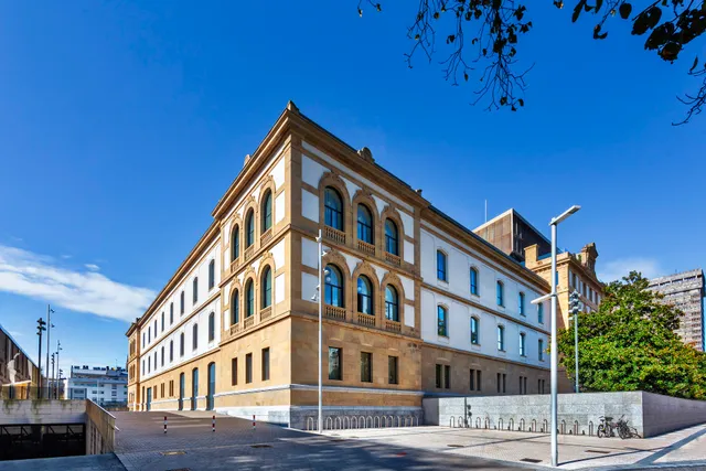 Hotel One Shot Tabakalera House