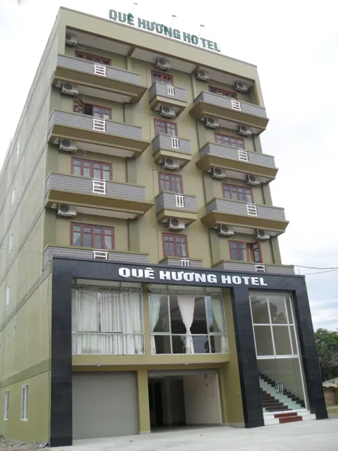 Que Huong Hotel