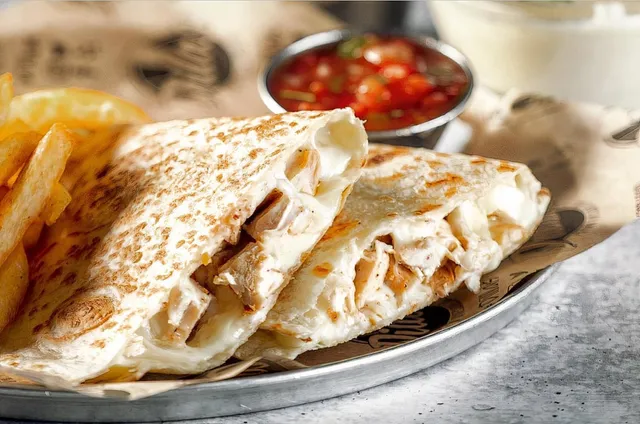 Dillas Quesadillas