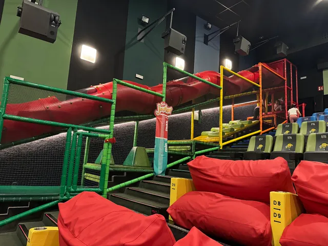 Cine Yelmo Isla Azul