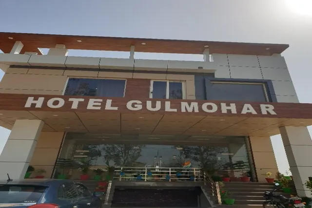 OYO 79110 Hotel Gulmohar