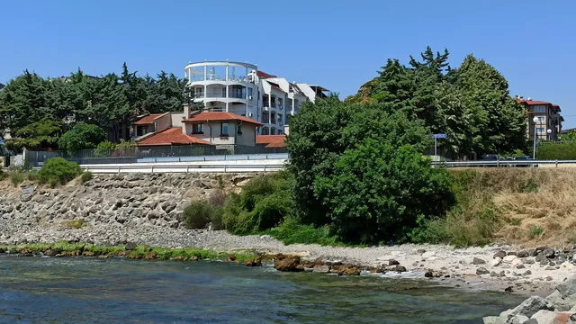 Eltrade Apartments in Vista Del Mar