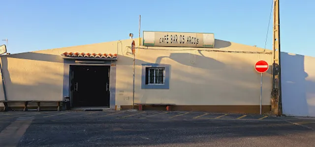 Café Bar Os Arcos