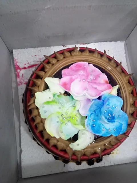 Shree Thakur Ji Cake And Icecream Parlour