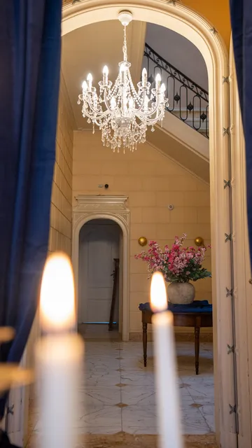 Hotel de Maitre de Vaughan