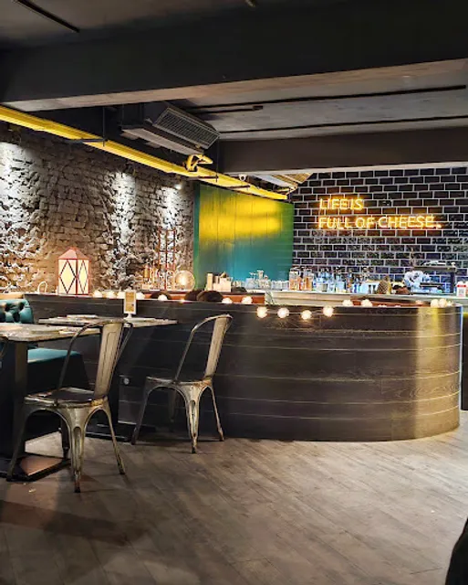 YELO Seoul Bistro 首爾餐酒館