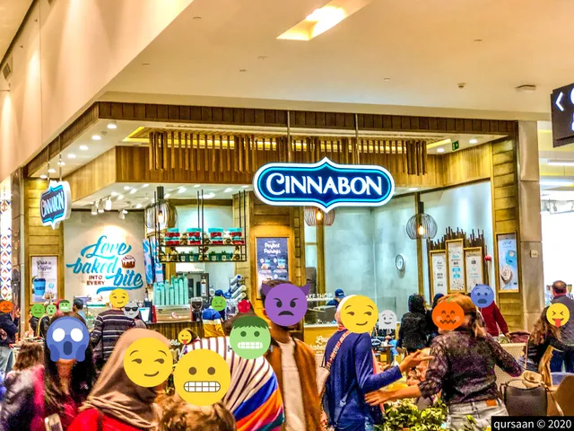 Cinnabon