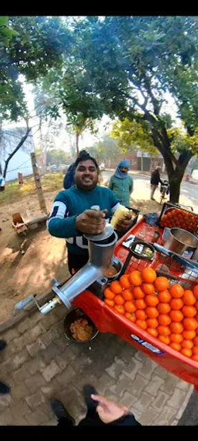 Mahendra Juice Corner