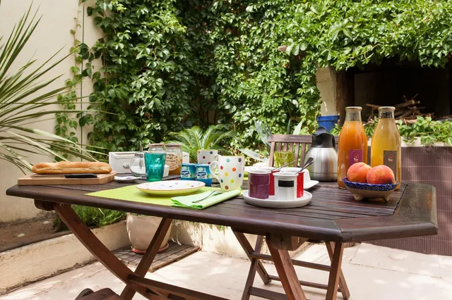 Bed and Breakfast Patio de Valros