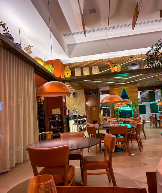 Camarada Camarão Shopping Barra: Camarões, Peixes, Happy Hour, Restaurante, Salvador BA