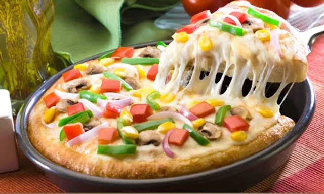 Neopolitan Pizza - Gourmet Gallery