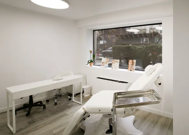 Renaissance Medical by Dr. Yixiu Zheng