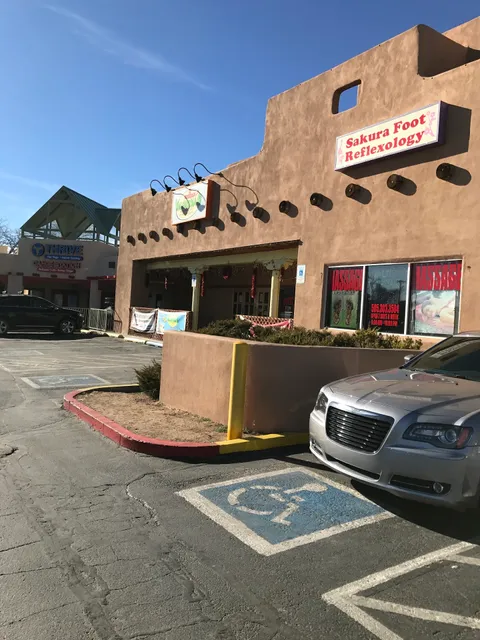 Sakura massage1 & foot reflexology