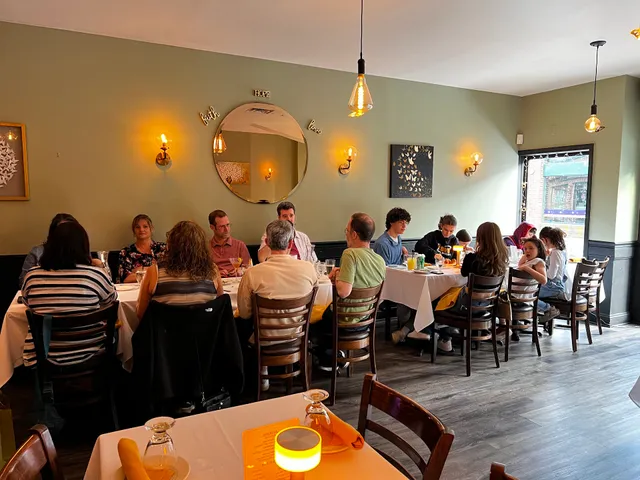 Monarca Restaurant & Bar