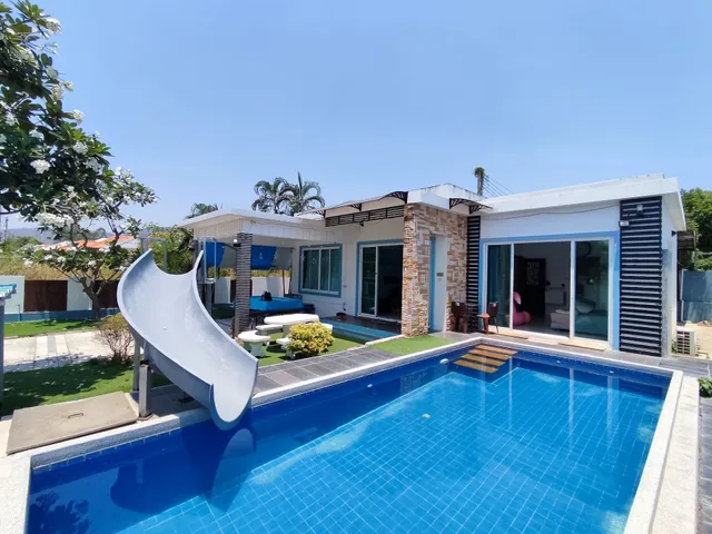 Baan Coco Pool Villa