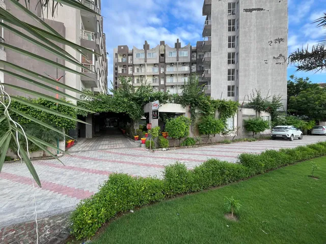 Hotel Shri Radha Nikunj - Opp. Prem Mandir, Vrindavan