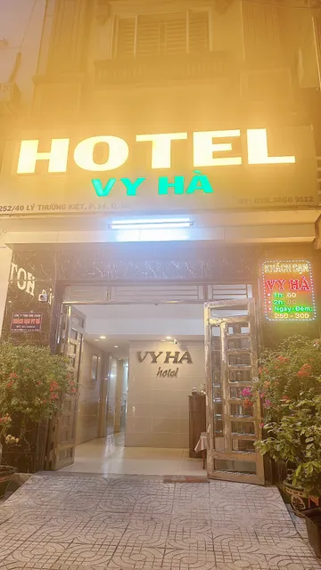 Vy Hà Hotel
