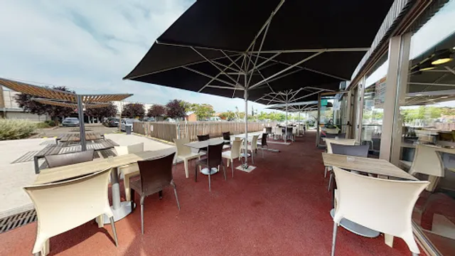 SPRINGTIME MONTAUBAN