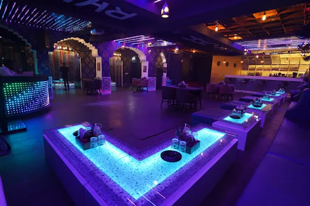 Pub Zee bar and lounge