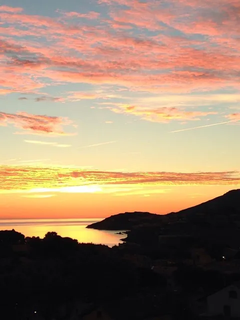 Appartement Sous le Soleil*** vue mer parking privée Collioure Pyrenées Orientales 66
