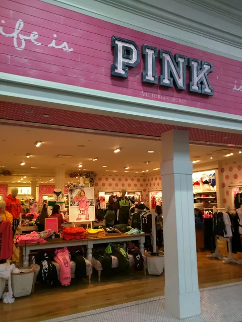Victoria's Secret & PINK