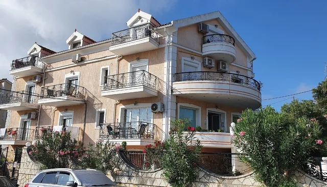 HELLENIC SUN SELF CATERING HOLIDAY APARTMENTS