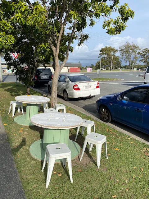 Magnolia Lane Burleigh Heads
