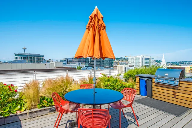 Alley South Lake Union