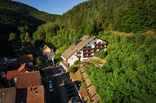 Hotel-Restaurant "Die Kleine Blume" GmbH