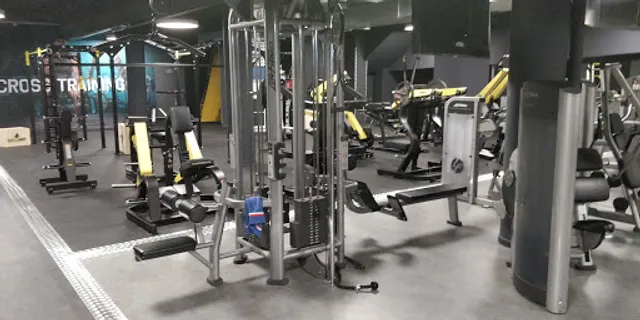 Fitness Park - Gym Paris 20
