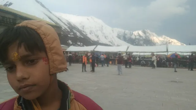 राणा होटल एंड टेंट हाउस