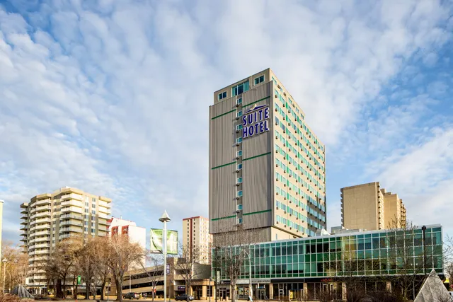 Campus Tower Suite Hotel