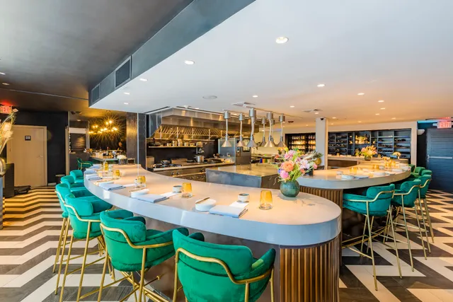 Infini by Urvin Croes