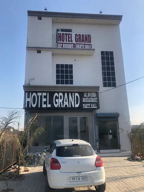 HOTEL GRAND malout