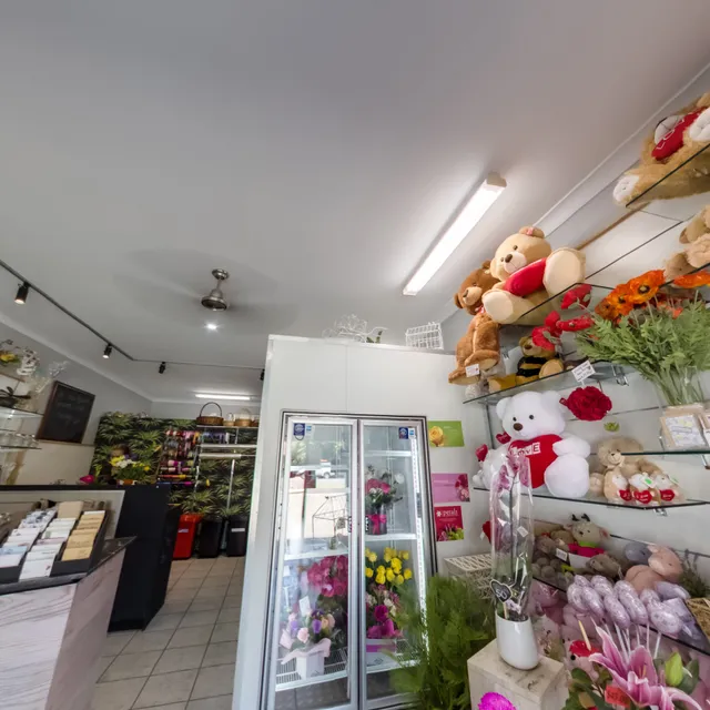 J'adore Flowers & Gifts Cairns