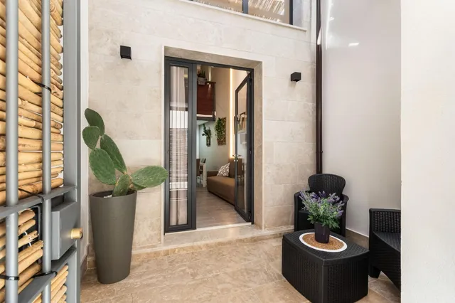 The White Loft Avola