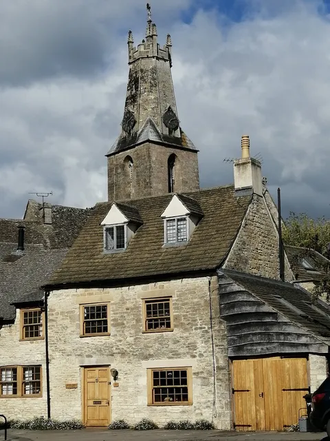 Tobacconist Farm Campsite