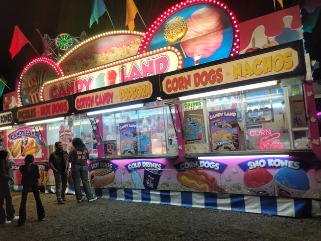 Modesto 7th Street Flea Market and Livestock Auction