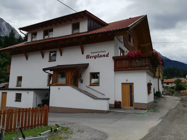 Pension Appartementhaus Bergland