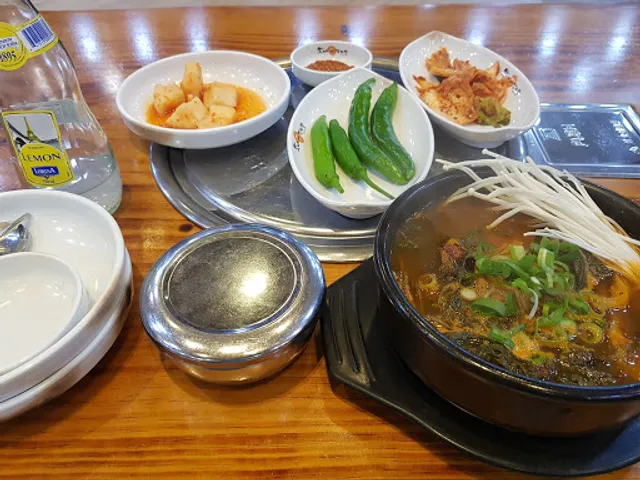 맛나감자탕 재송점